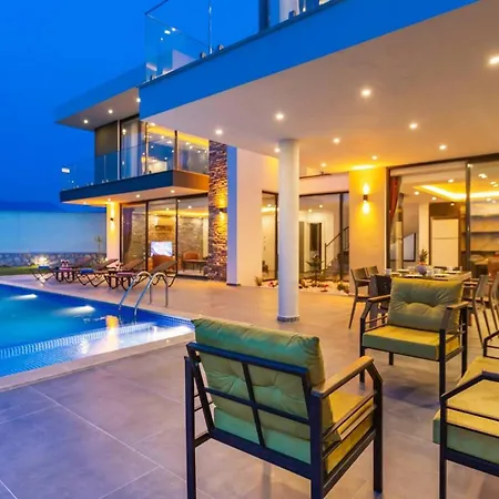 2 Bedroom Near - 5613 Καλκάν